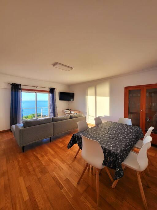 パタイアスNazare Uninterrupted Views And Sounds Of The Seaアパートメント エクステリア 写真