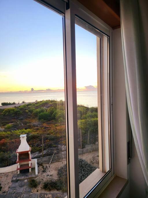 パタイアスNazare Uninterrupted Views And Sounds Of The Seaアパートメント エクステリア 写真