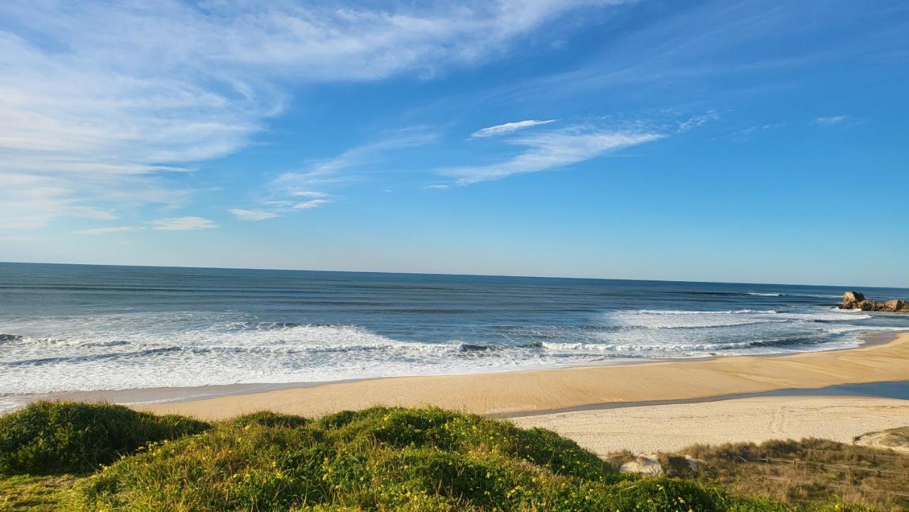 パタイアスNazare Uninterrupted Views And Sounds Of The Seaアパートメント エクステリア 写真