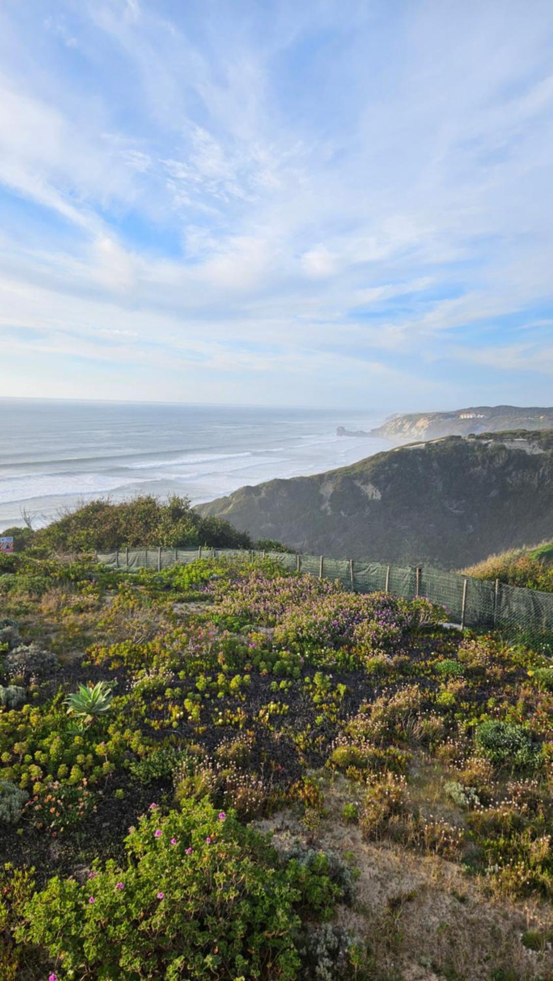 パタイアスNazare Uninterrupted Views And Sounds Of The Seaアパートメント エクステリア 写真