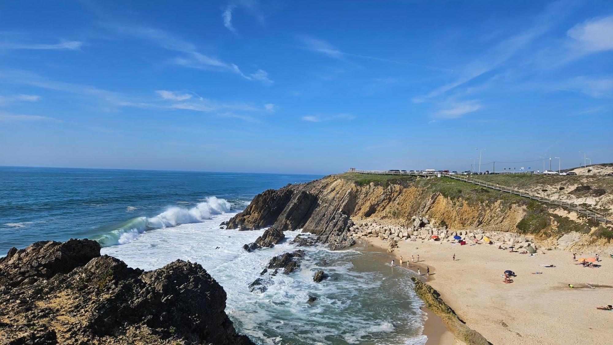 パタイアスNazare Uninterrupted Views And Sounds Of The Seaアパートメント エクステリア 写真